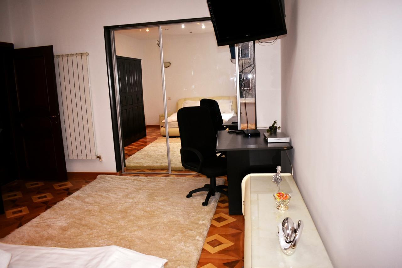 Grand Central Accomodation Sala Palatului Bukurešť Exteriér fotografie
